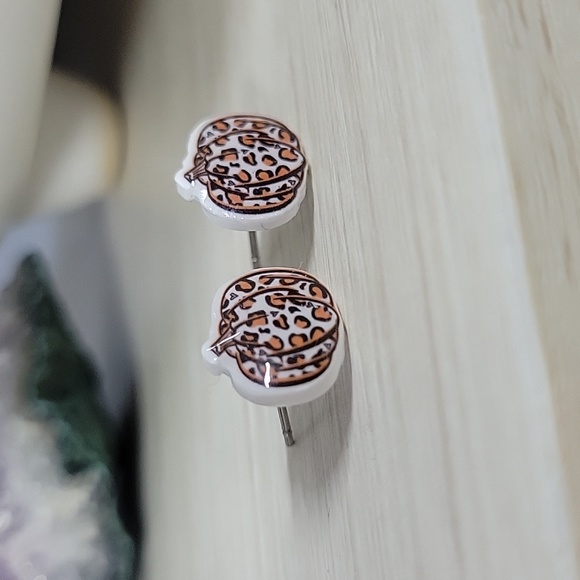 Animal Print Pumpkin Stud Earrings - Picture 5 of 5